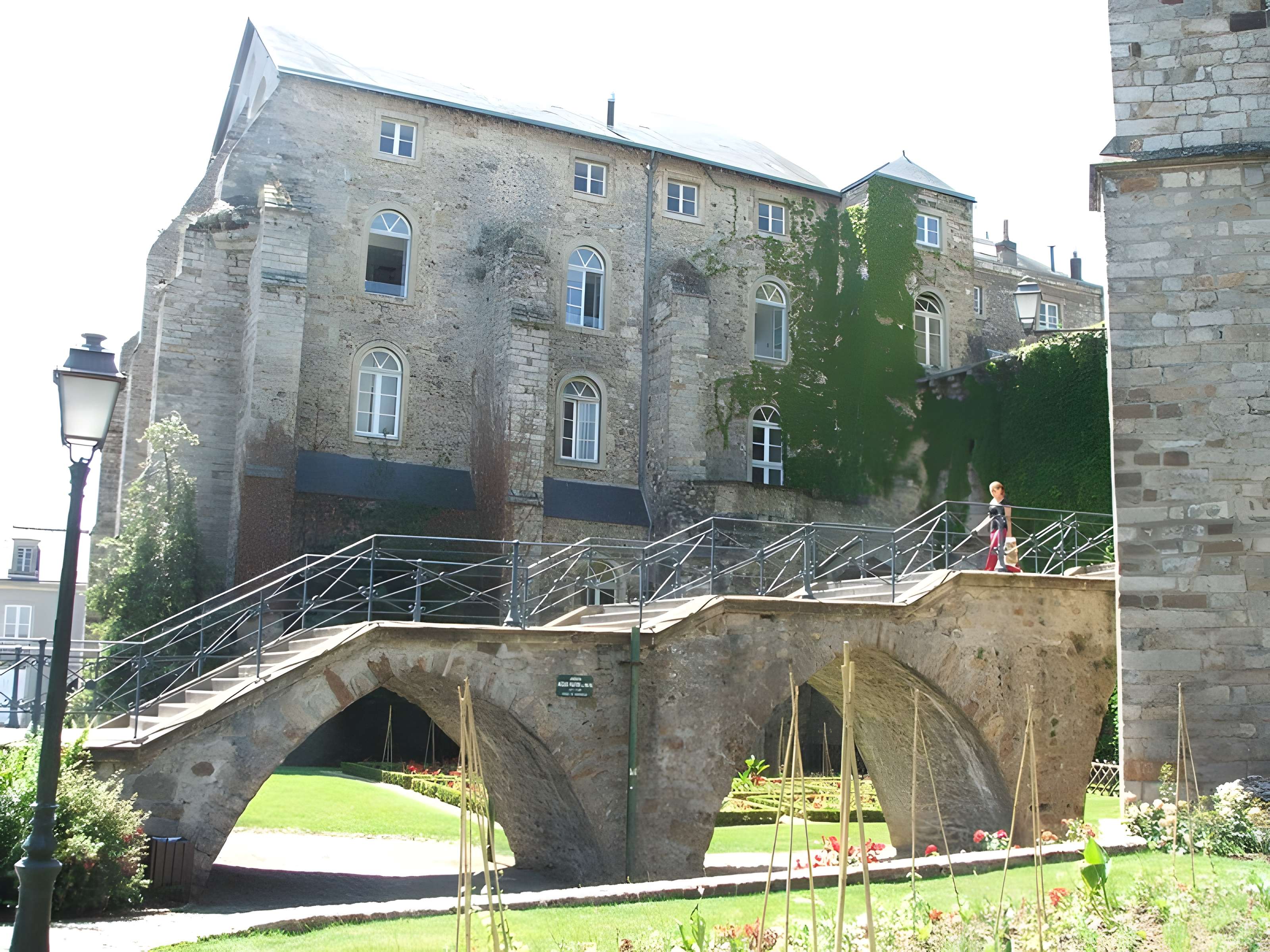 Escalier des Pont-Neufs au Mans 