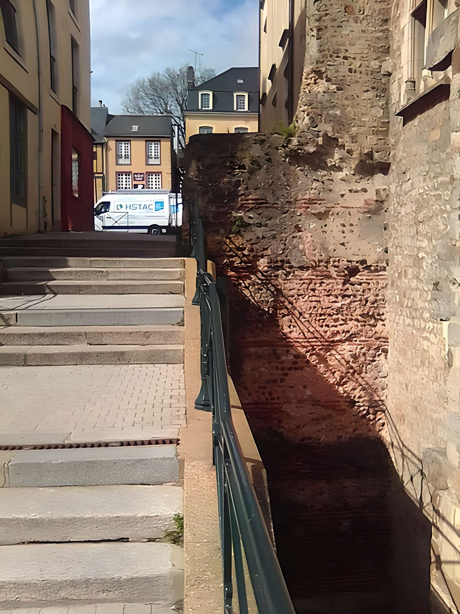 Escalier des Pont-Neufs au Mans