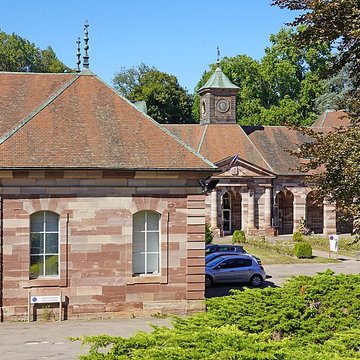 Établissement thermal de Luxeuil-les-Bains