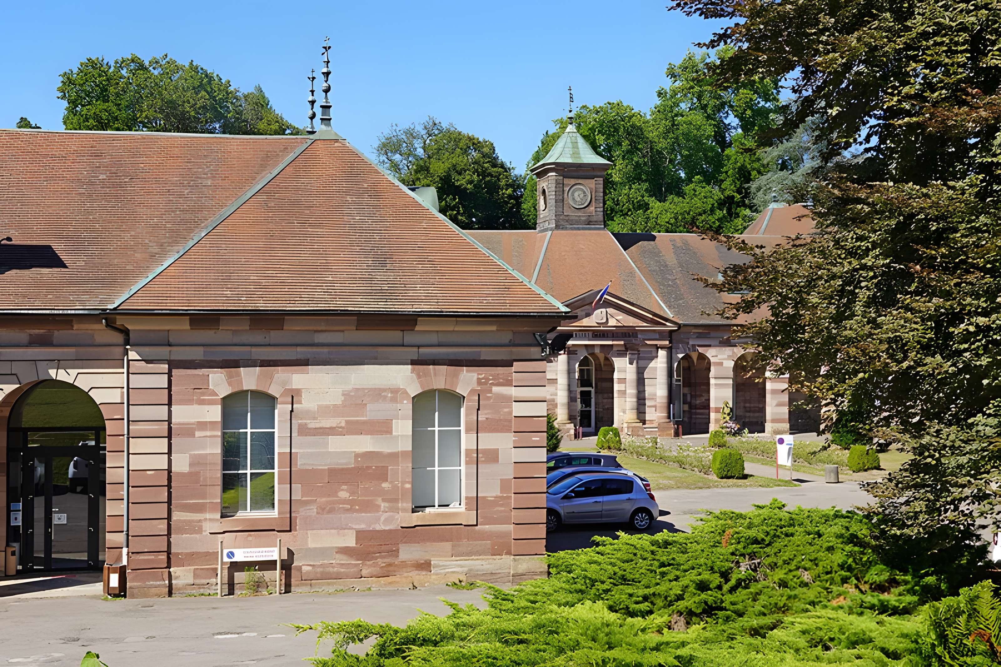 Établissement thermal de Luxeuil-les-Bains