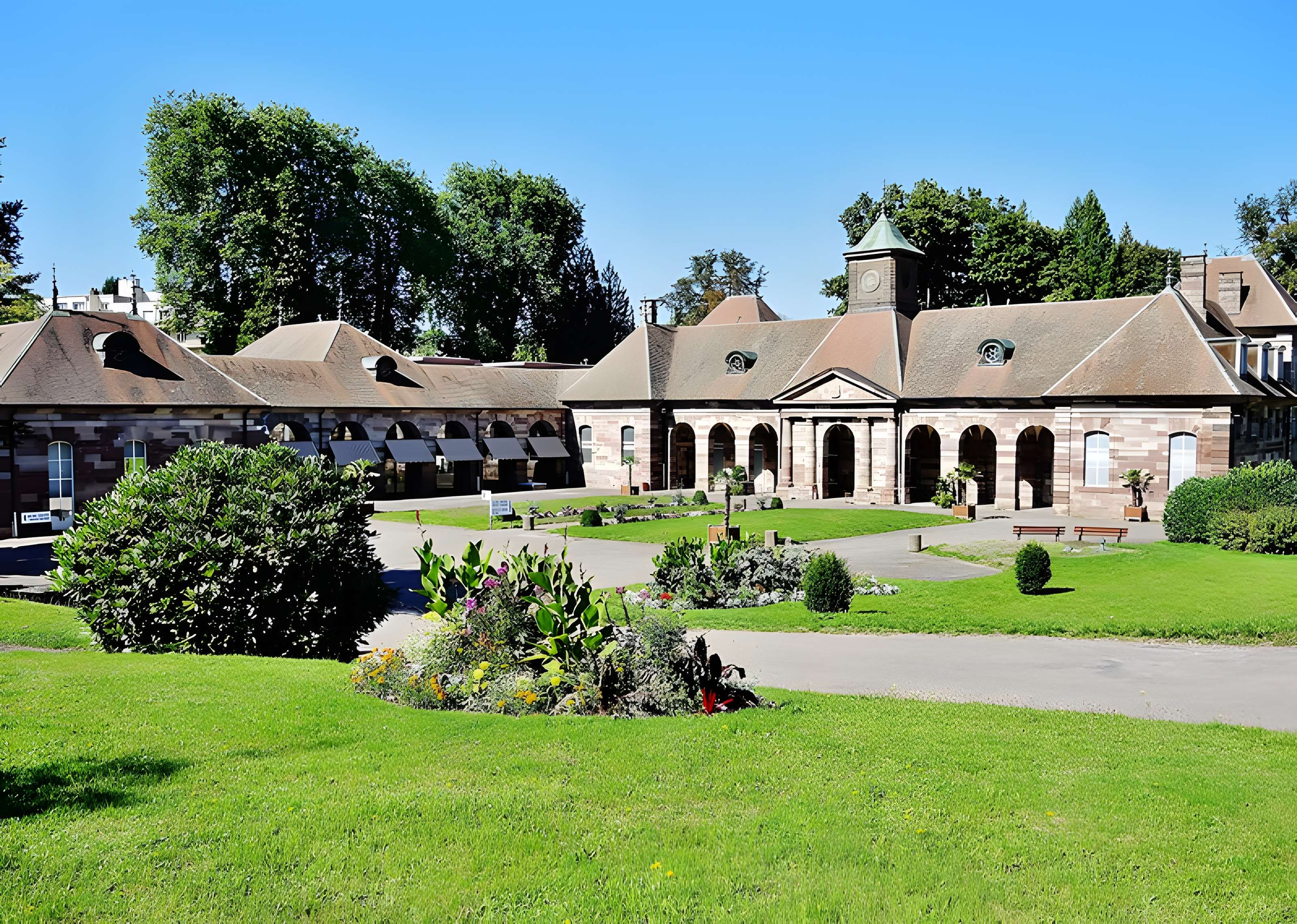 Établissement thermal de Luxeuil-les-Bains