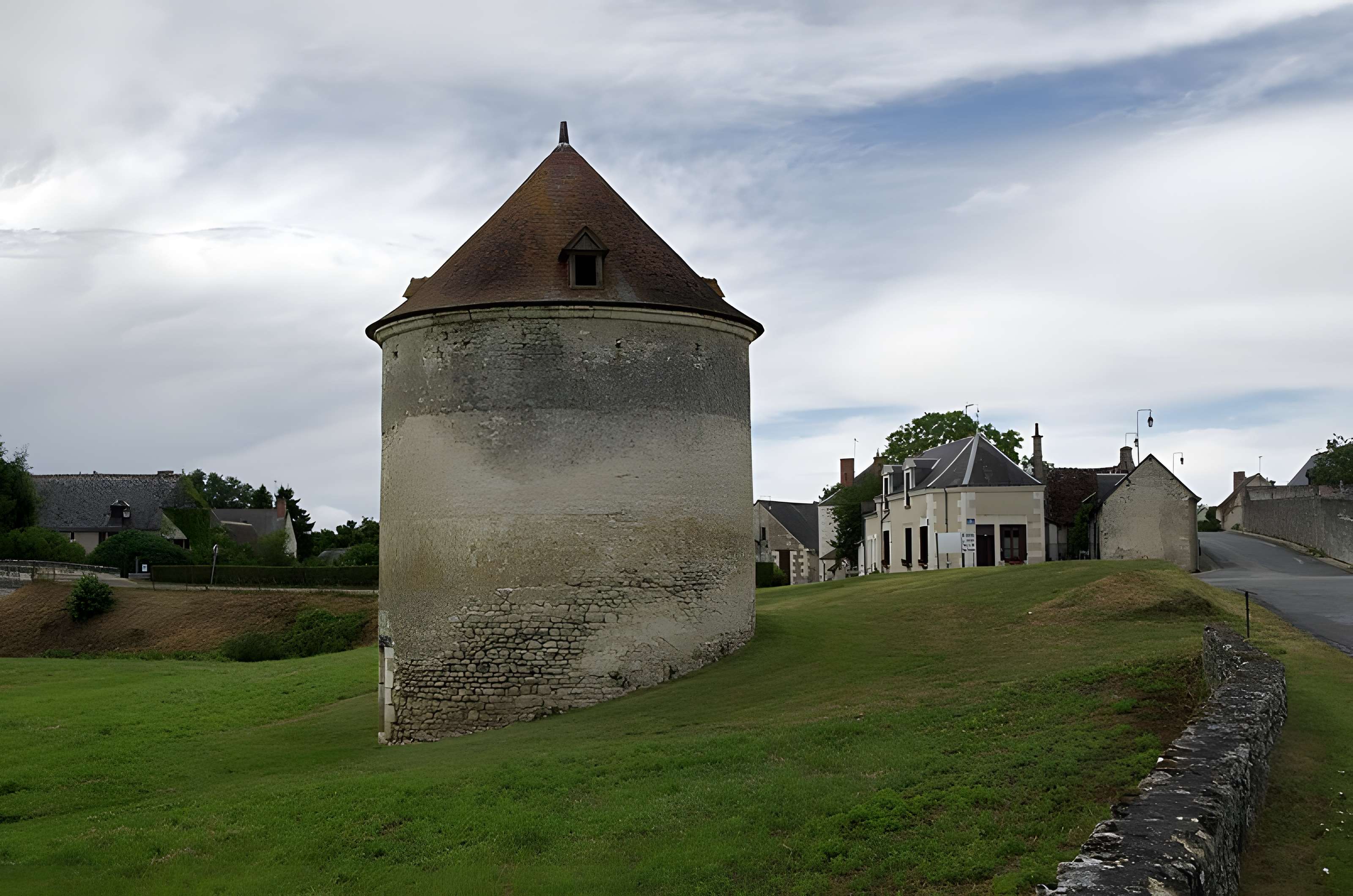 Ferme abbatiale du Louroux