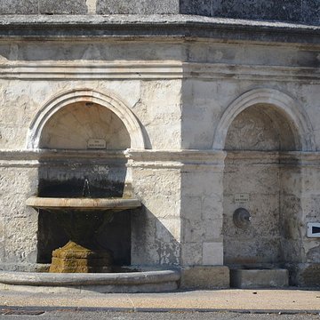 Fontaine de Bédarrides