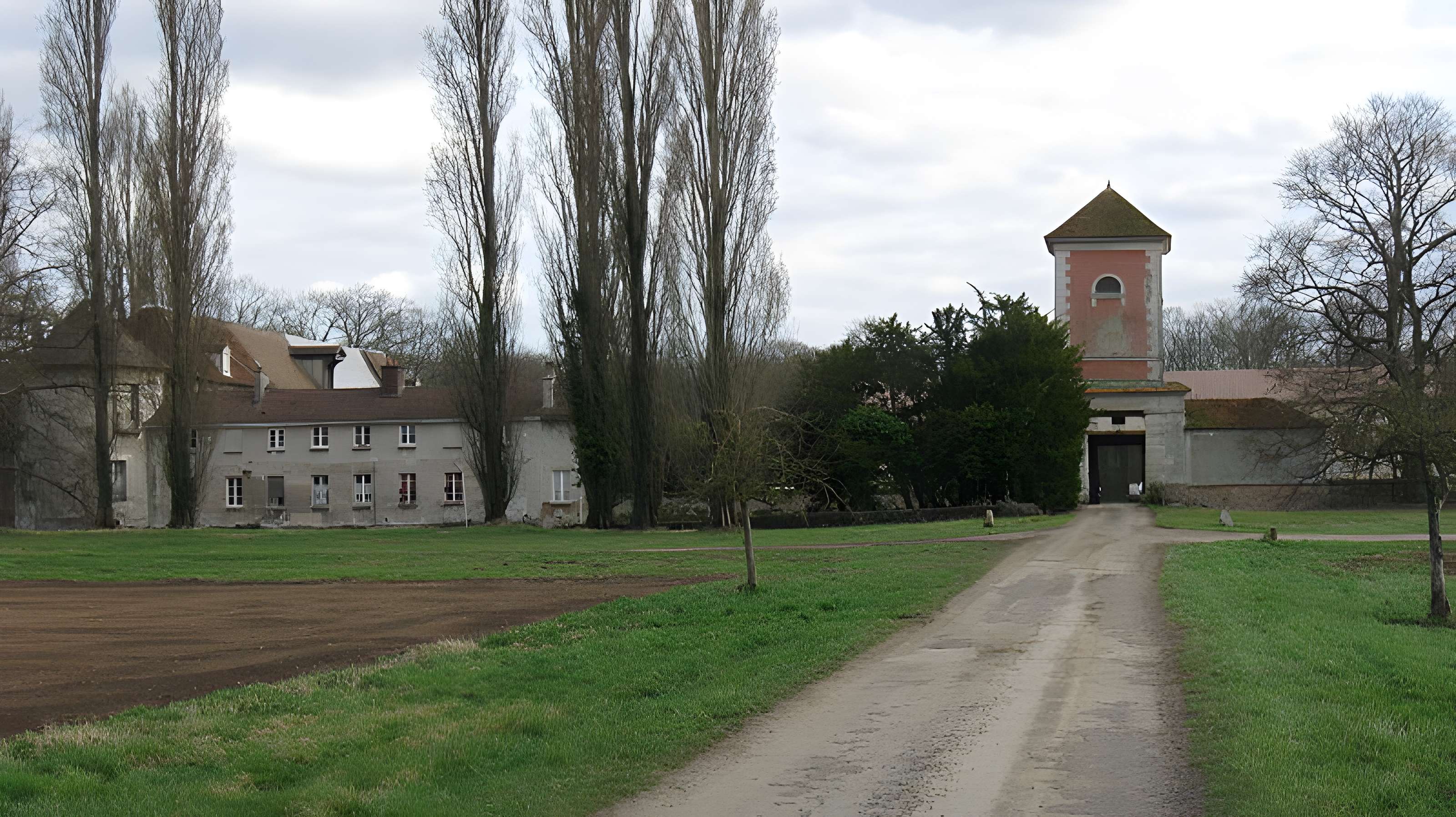 Ferme de Lamirault (également sur commune de Croissy-Beaubourg)