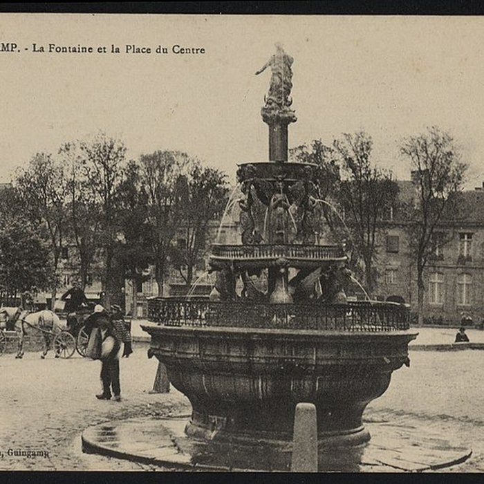 Photo de Fontaine de la Plomée à Guingamp