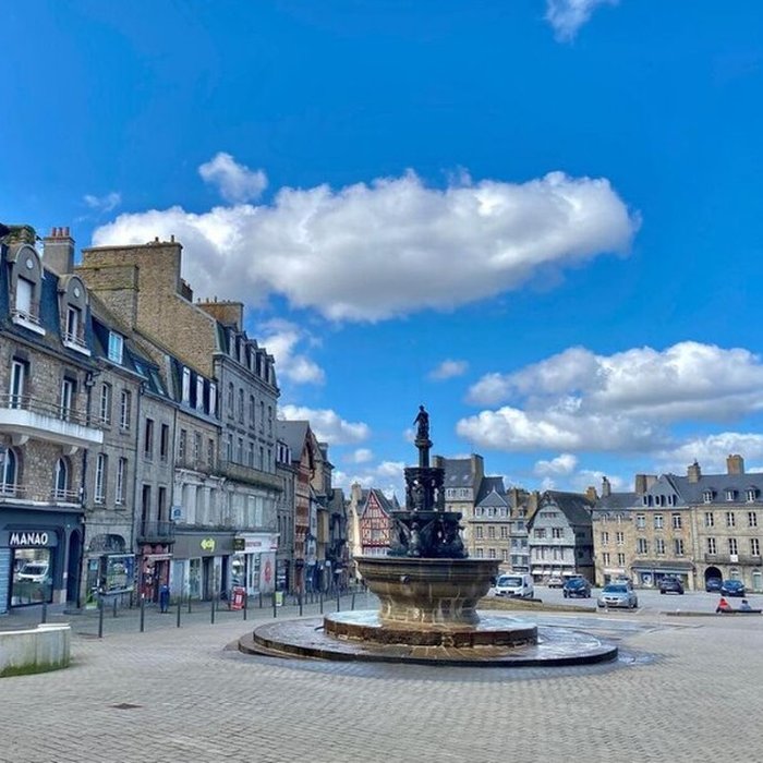 Photo de Fontaine de la Plomée à Guingamp