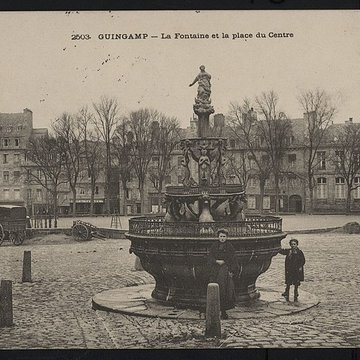Fontaine de la Plomée à Guingamp