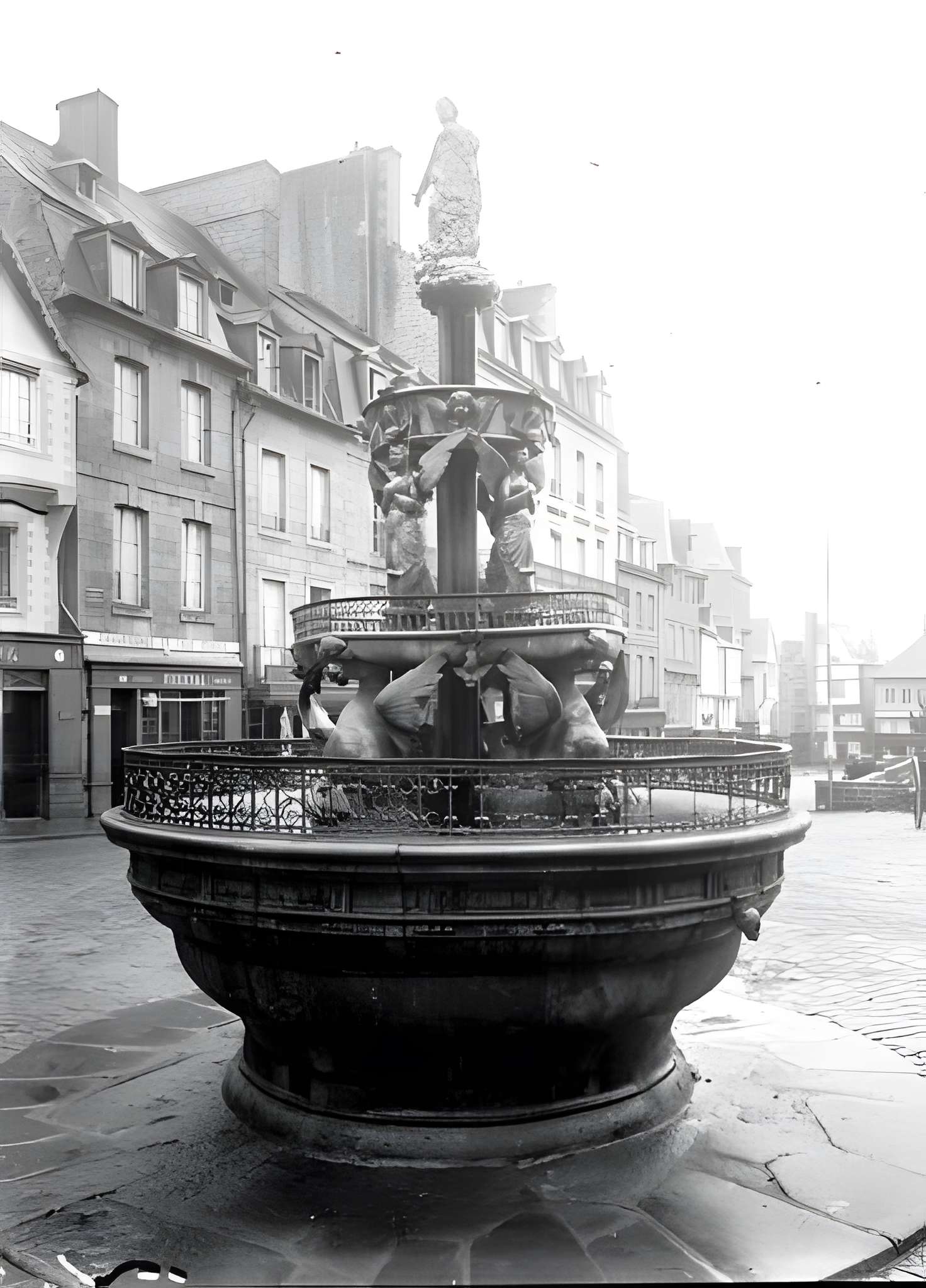 Fontaine de la Plomée à Guingamp