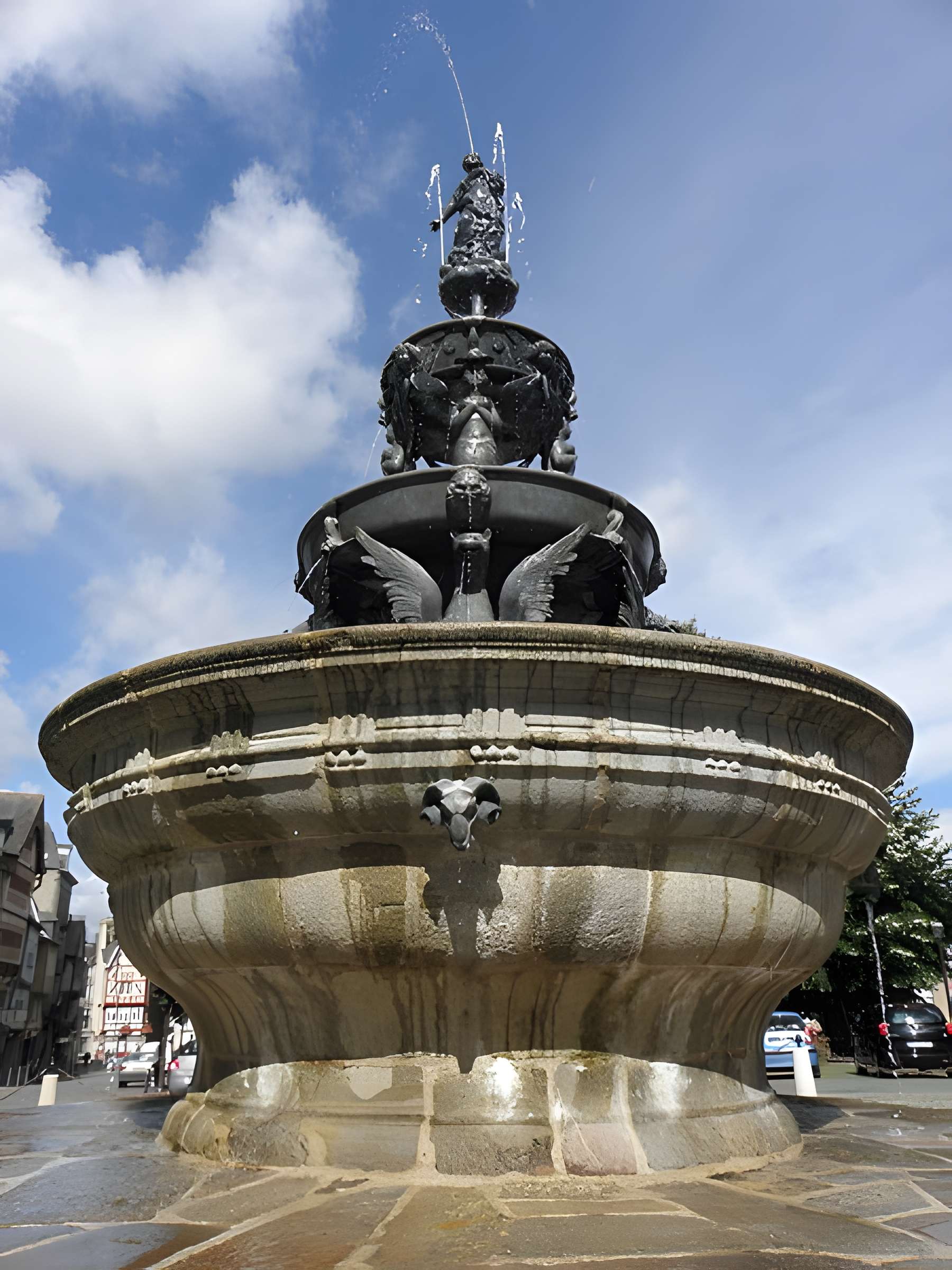 Fontaine de la Plomée à Guingamp