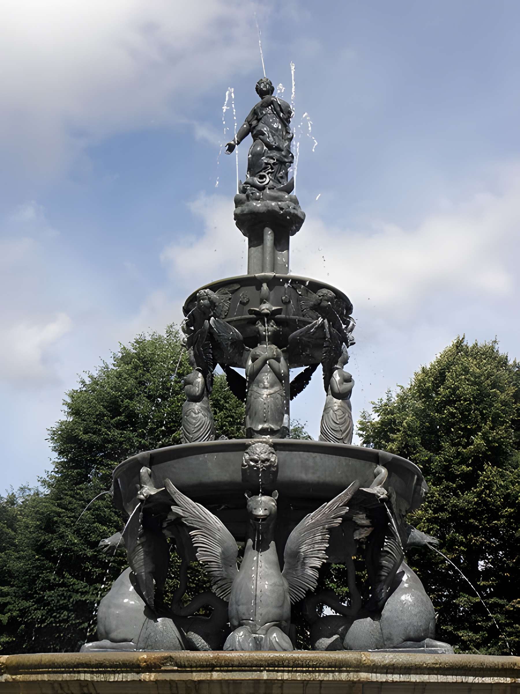 Fontaine de la Plomée à Guingamp