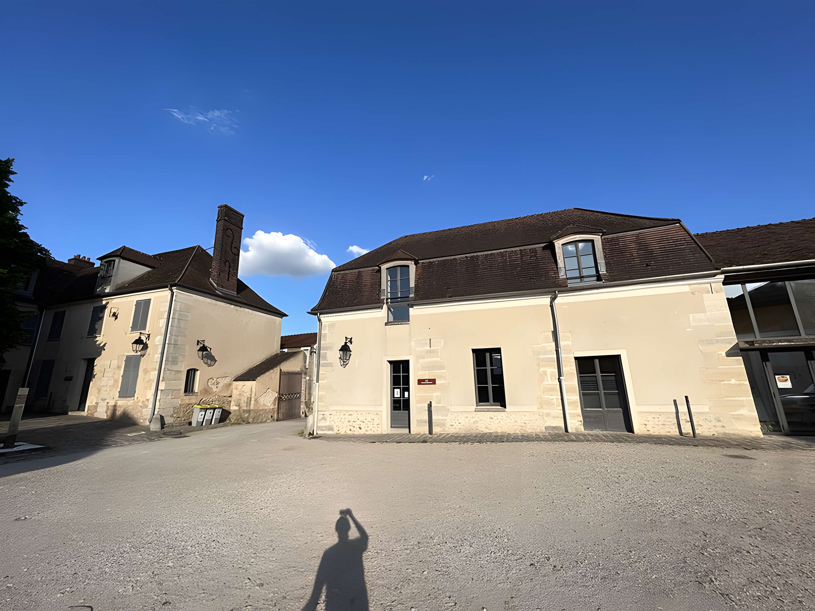 Ferme de Monsieur à Mandres-les-Roses
