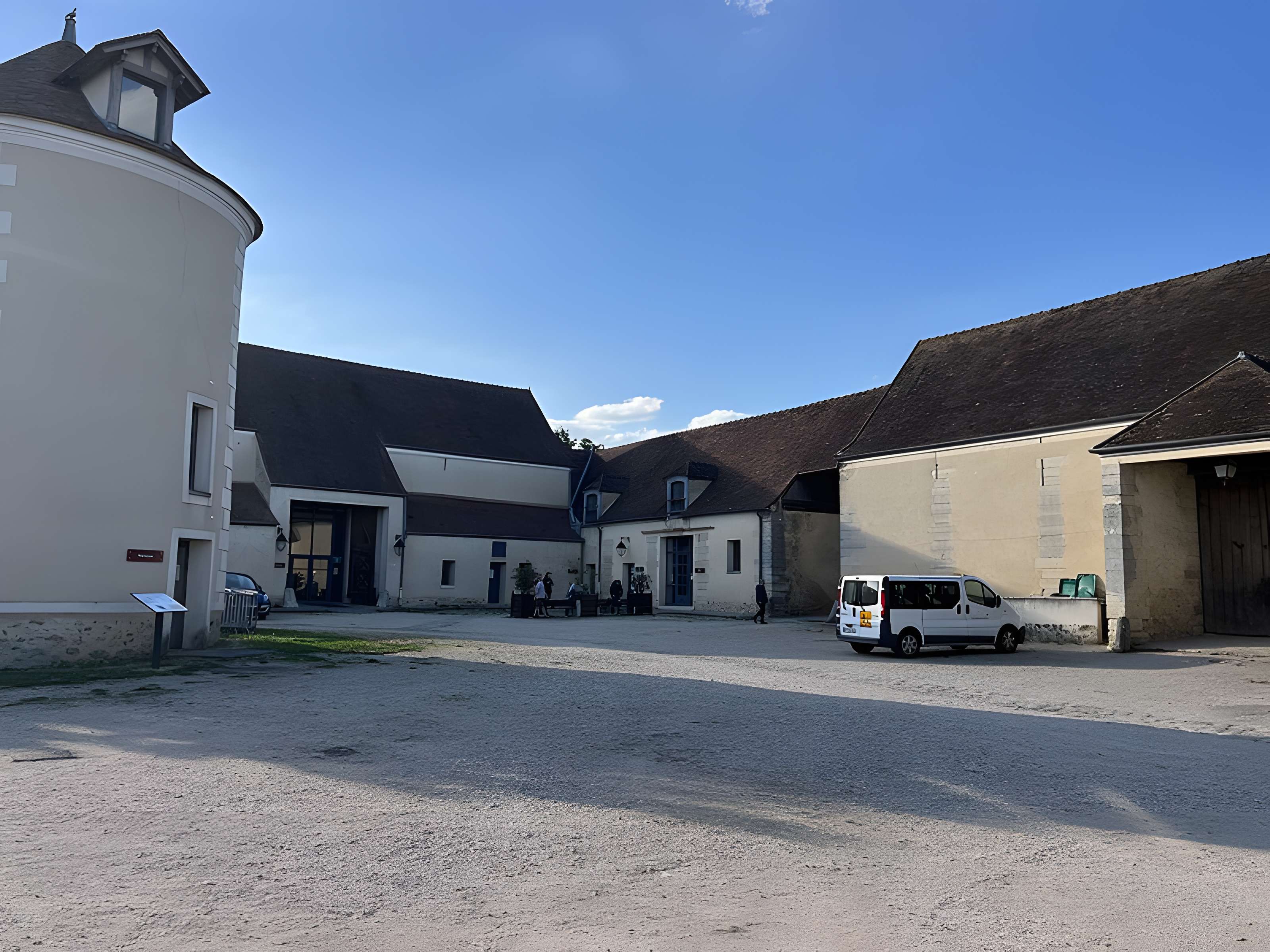 Ferme de Monsieur à Mandres-les-Roses