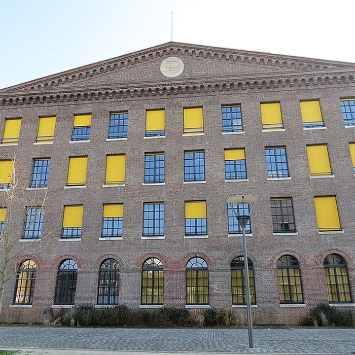 Photo de Ancienne filature La Foudre, puis caserne Tallandier