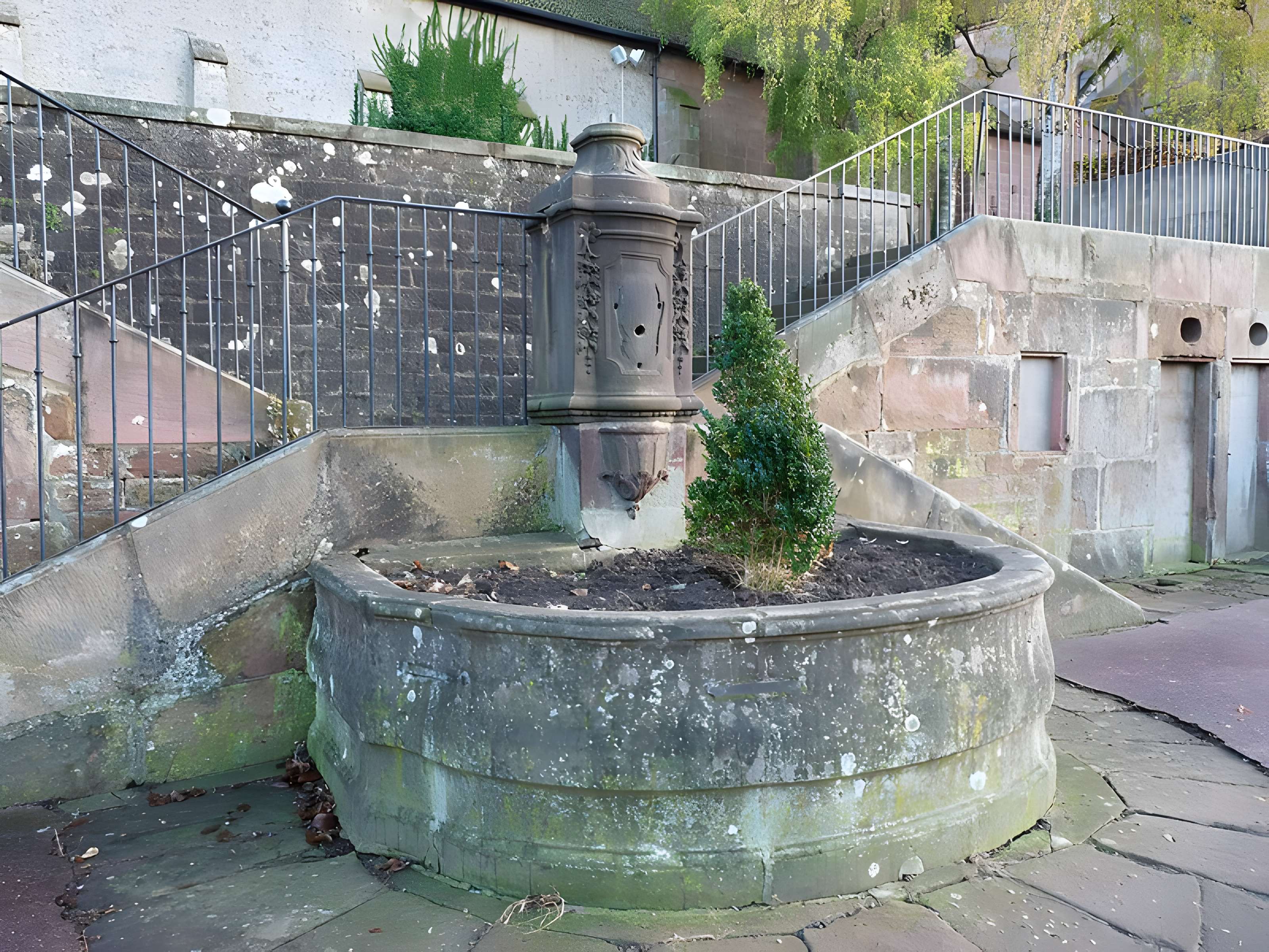 Fontaine 14 Rue du Nord de Saint-Dié-des-Vosges