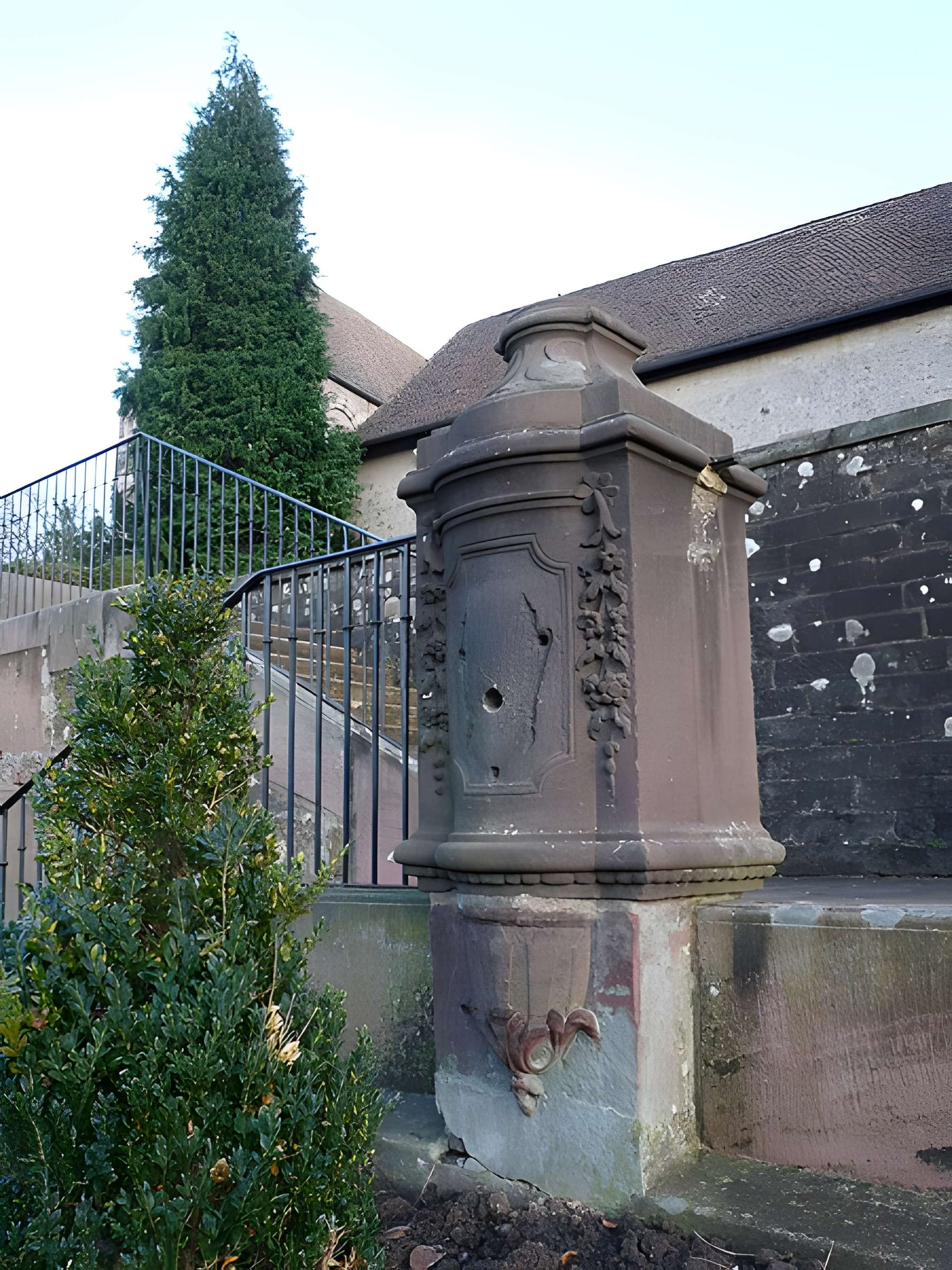 Fontaine 14 Rue du Nord de Saint-Dié-des-Vosges