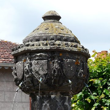 Fontaine de Saint-Saturnin