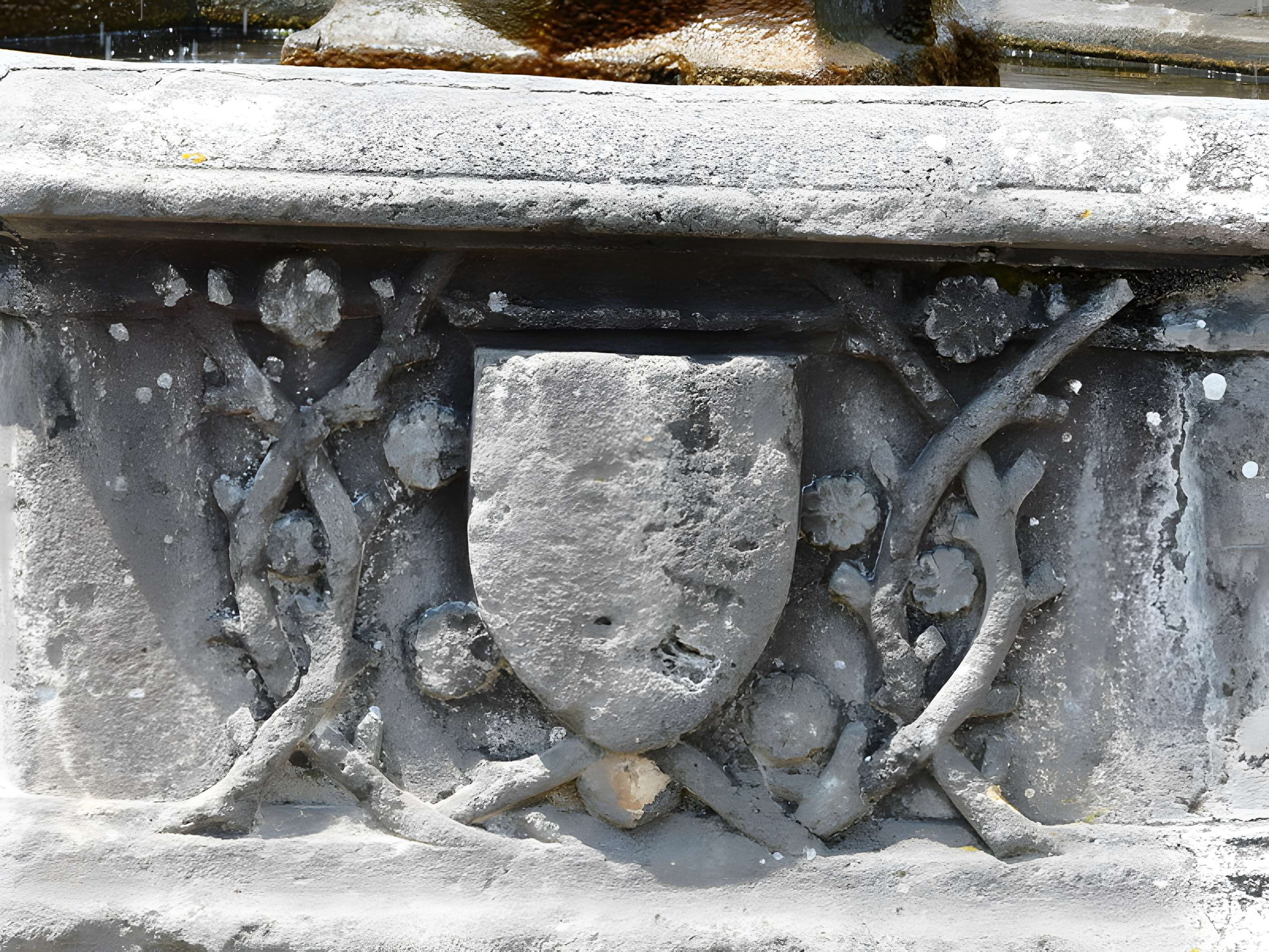 Fontaine de Saint-Saturnin