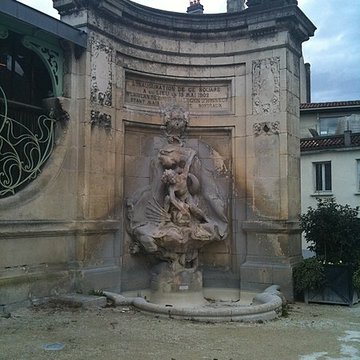 Fontaine Amédée-Larrieu de Bordeaux