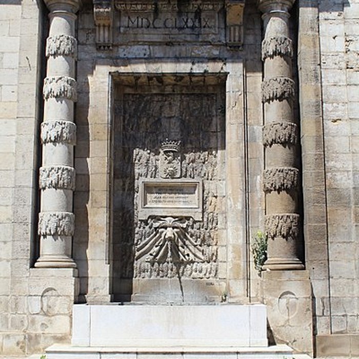 Photo de Fontaine Attiret de Dole