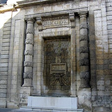Fontaine Attiret de Dole