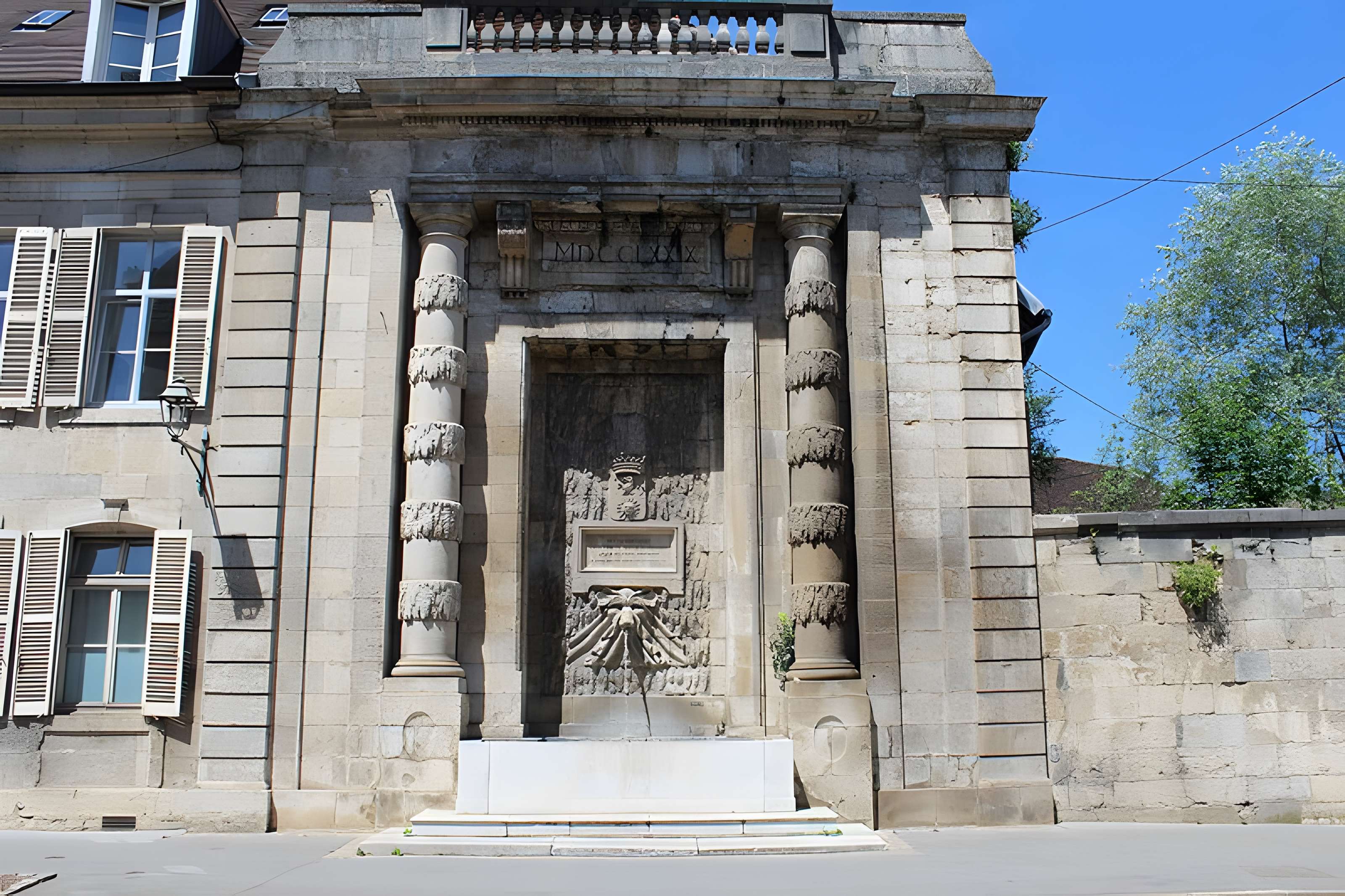 Fontaine Attiret de Dole