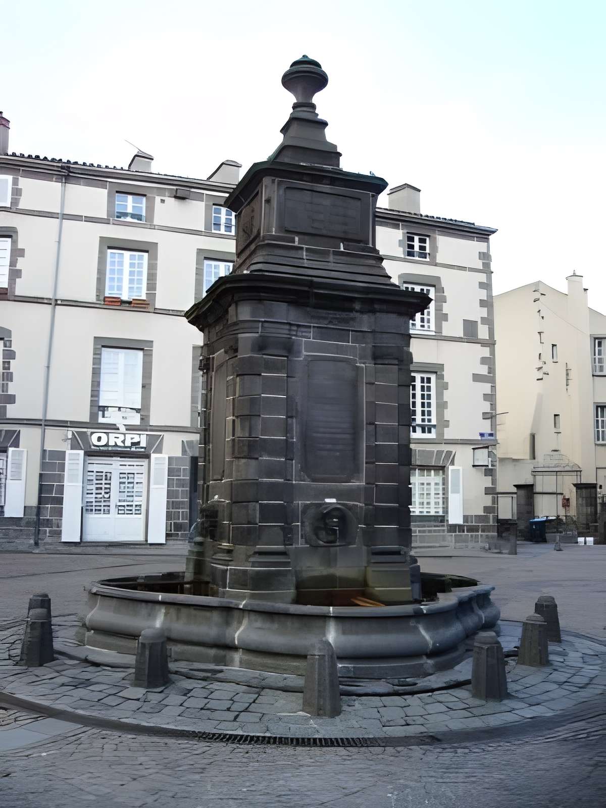 Fontaine Balainvilliers de Riom 