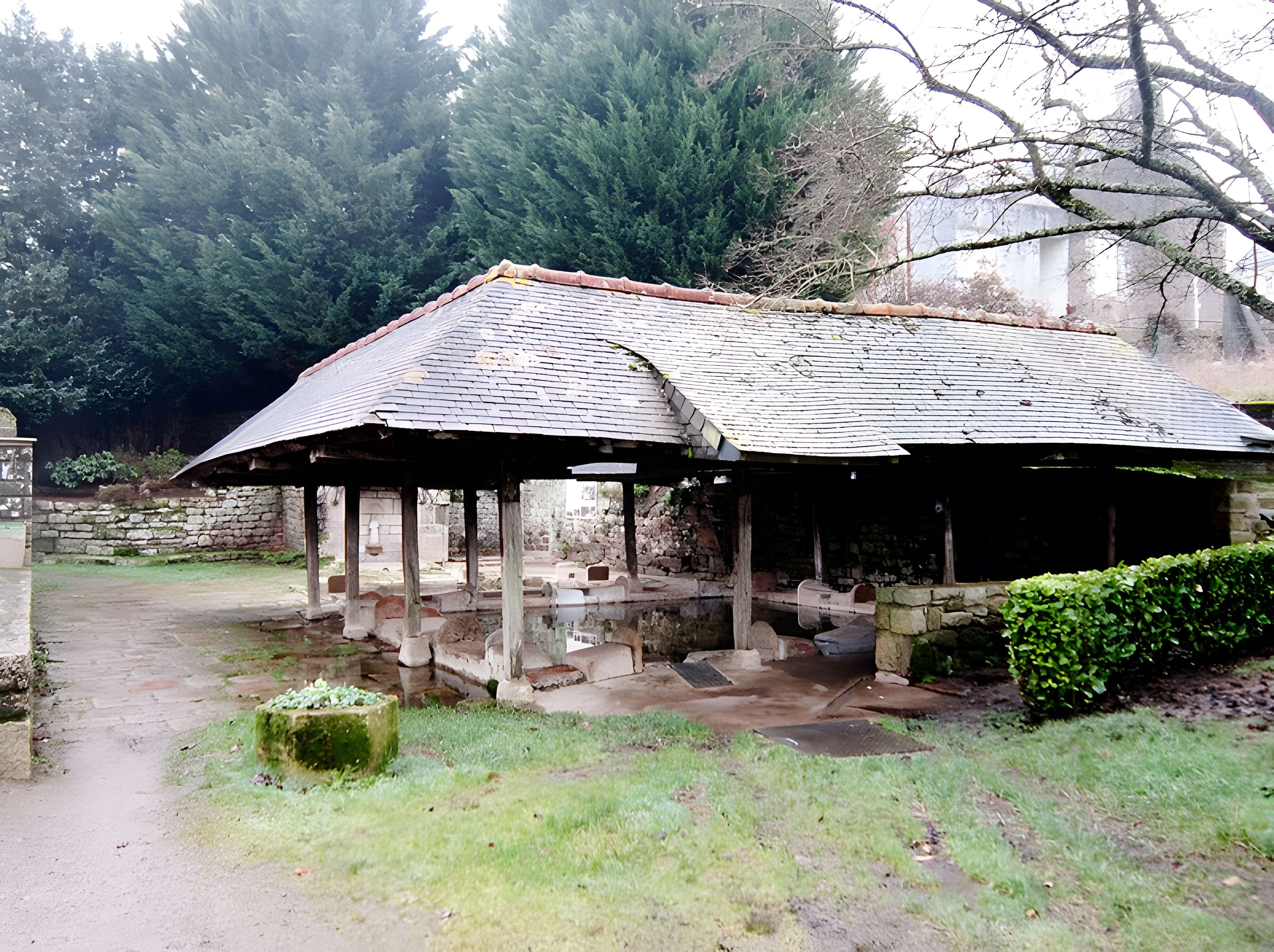 Fontaine de la Clarté à Baud