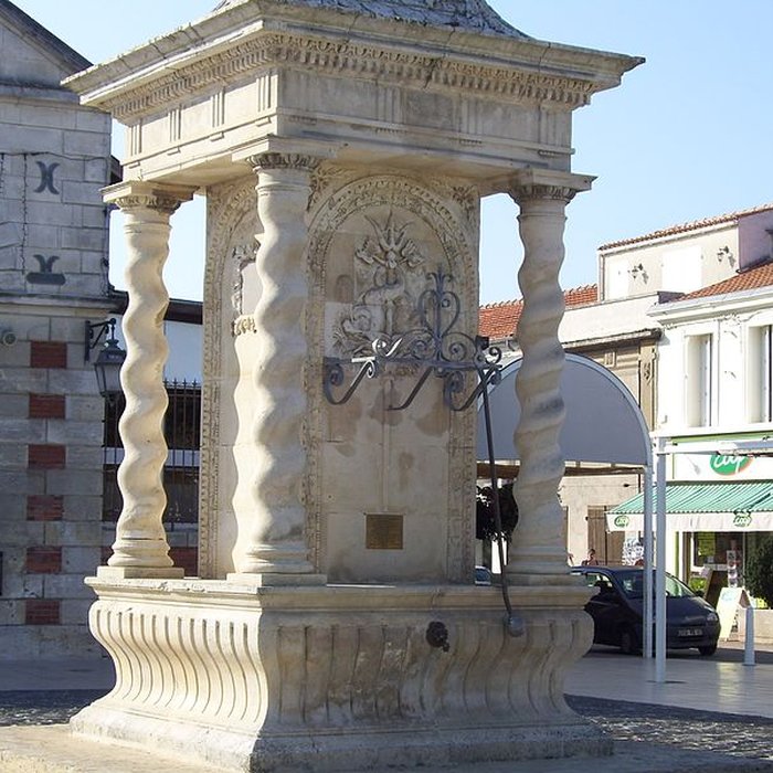 Photo de Fontaine de la place de la République du Château-dOléron
