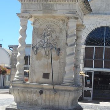 Fontaine de la place de la République du Château-dOléron