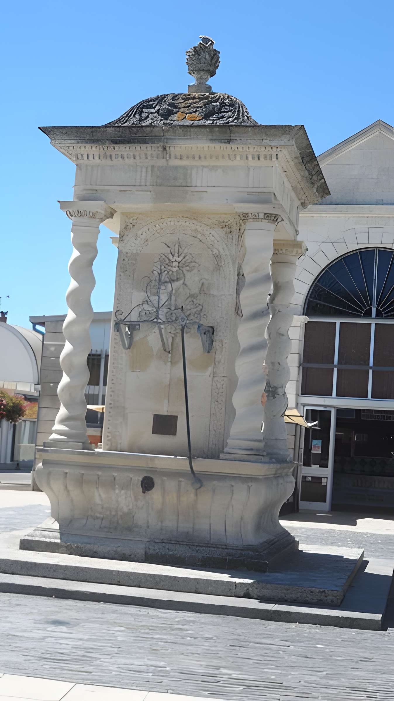 Fontaine de la place de la République du Château-d'Oléron