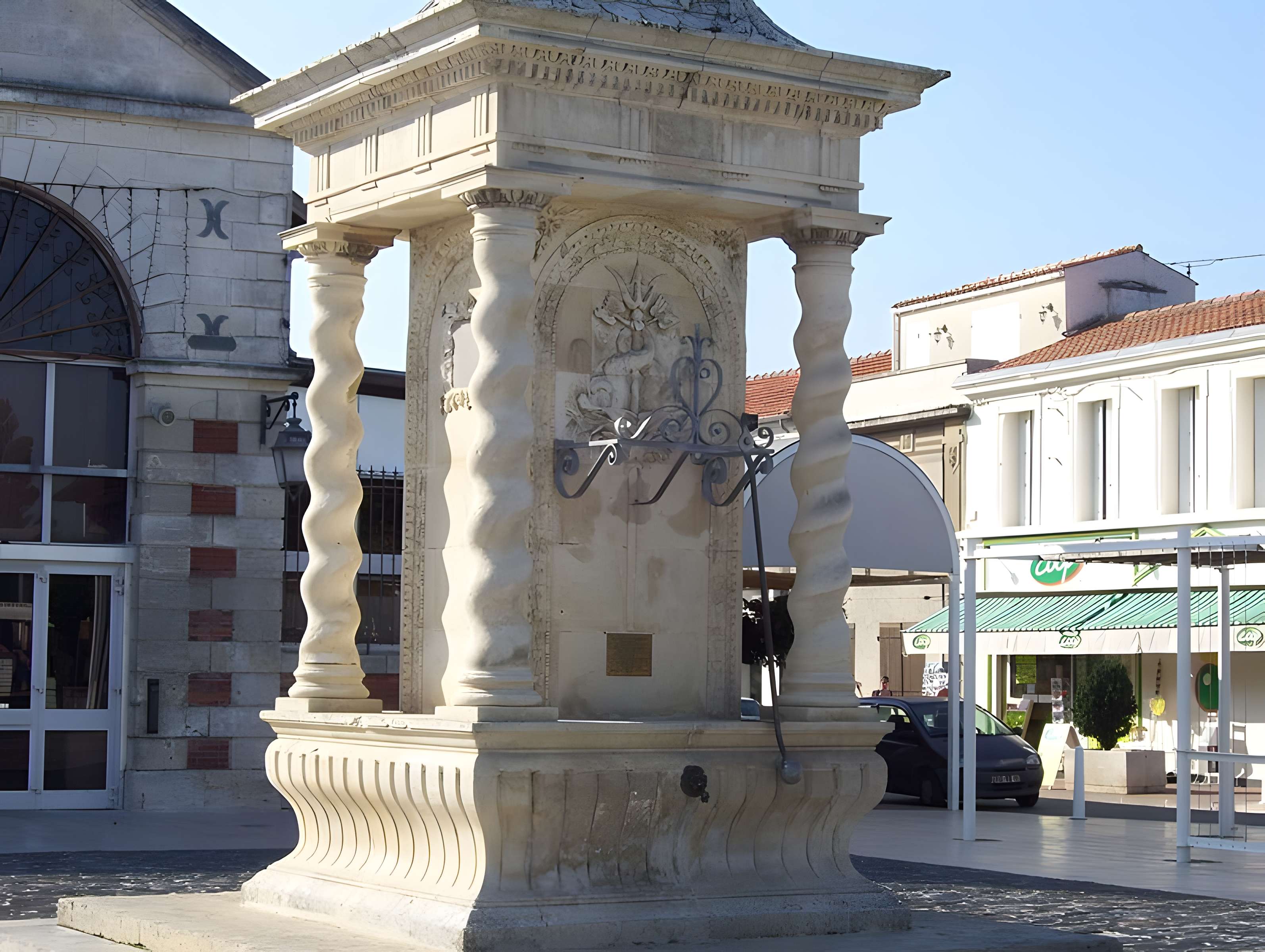 Fontaine de la place de la République du Château-d'Oléron