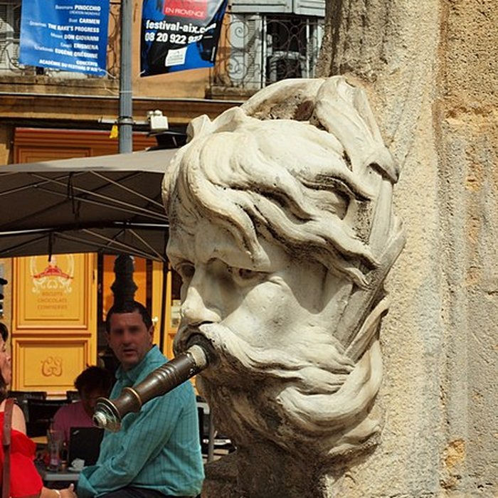 Photo de Fontaine de la place de lHôtel-de-Ville dAix-en-Provence