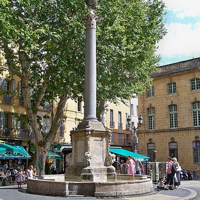 Photo de Fontaine de la place de lHôtel-de-Ville dAix-en-Provence