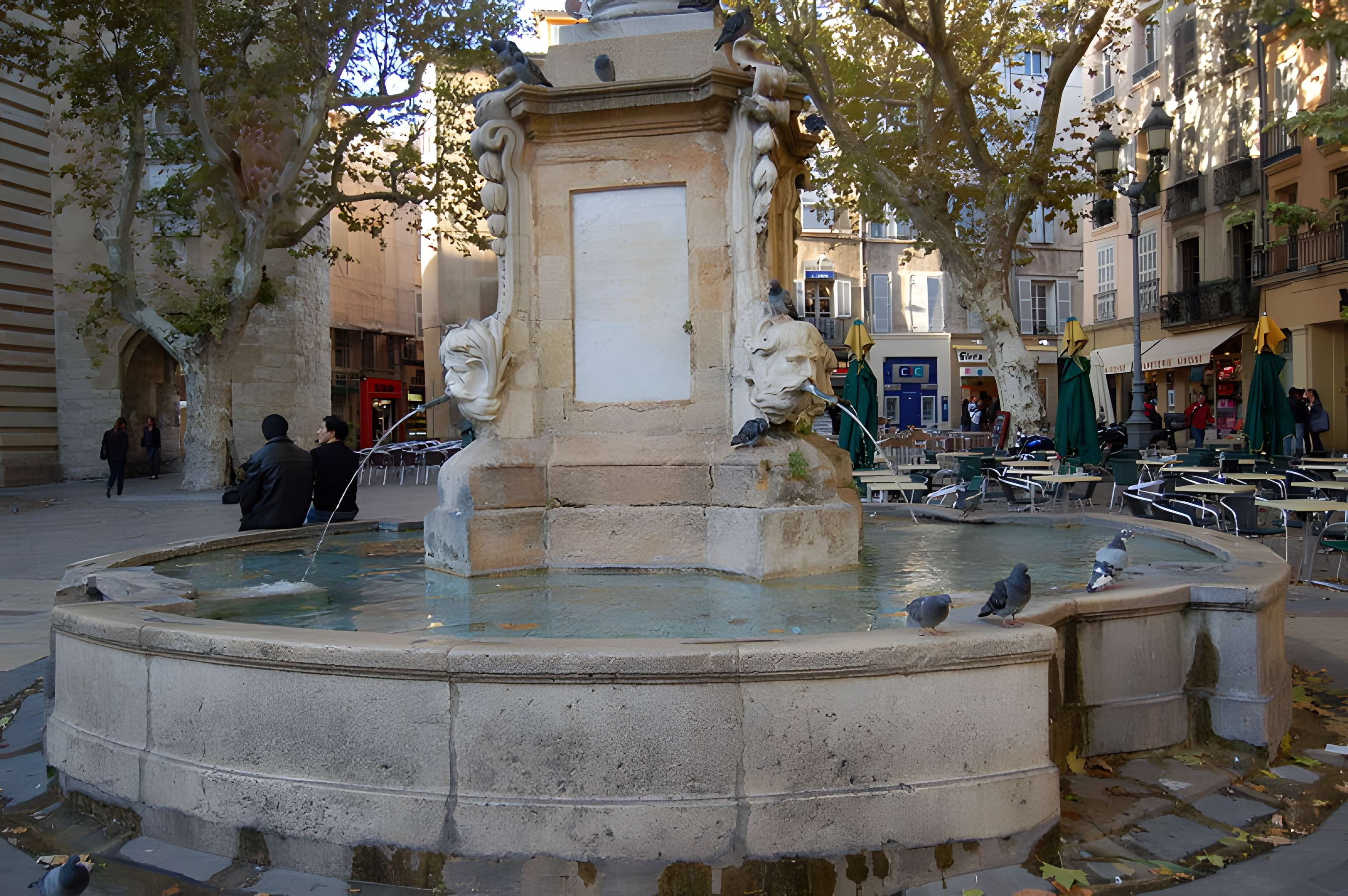 Fontaine de la place de l'Hôtel-de-Ville d'Aix-en-Provence