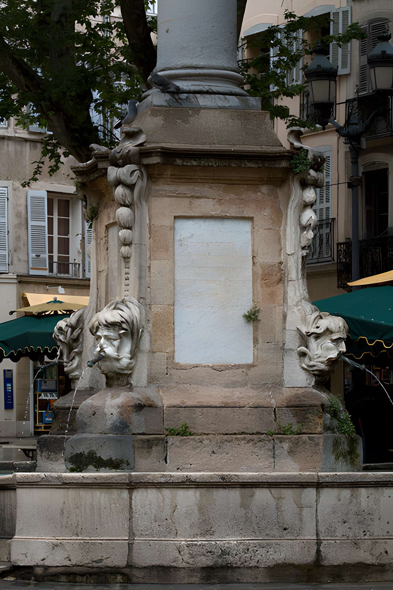 Fontaine de la place de l'Hôtel-de-Ville d'Aix-en-Provence