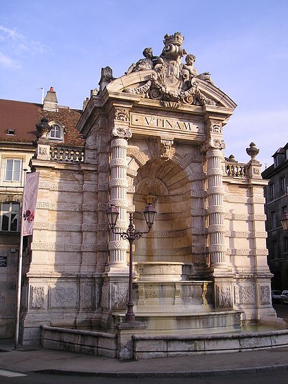 Photo de Fontaine de la place Jean-Cornet à Besançon