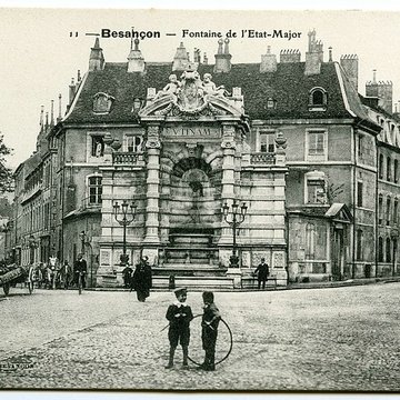 Fontaine de la place Jean-Cornet à Besançon