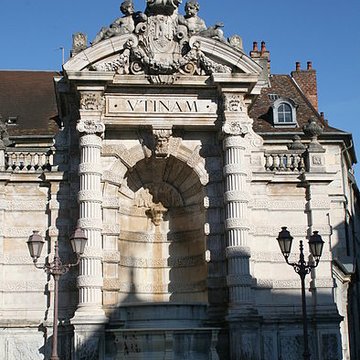 Fontaine de la place Jean-Cornet à Besançon