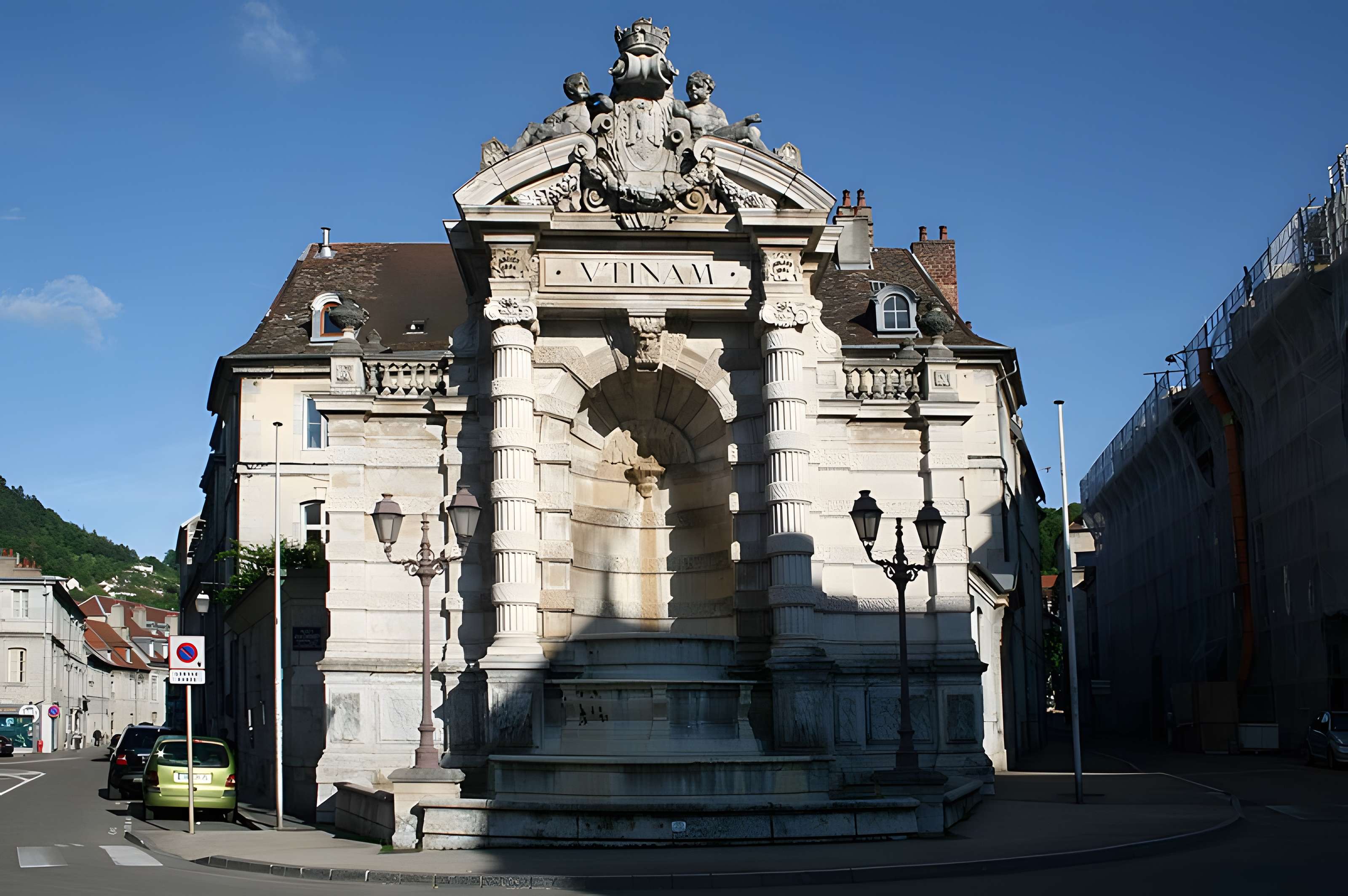 Fontaine de la place Jean-Cornet à Besançon