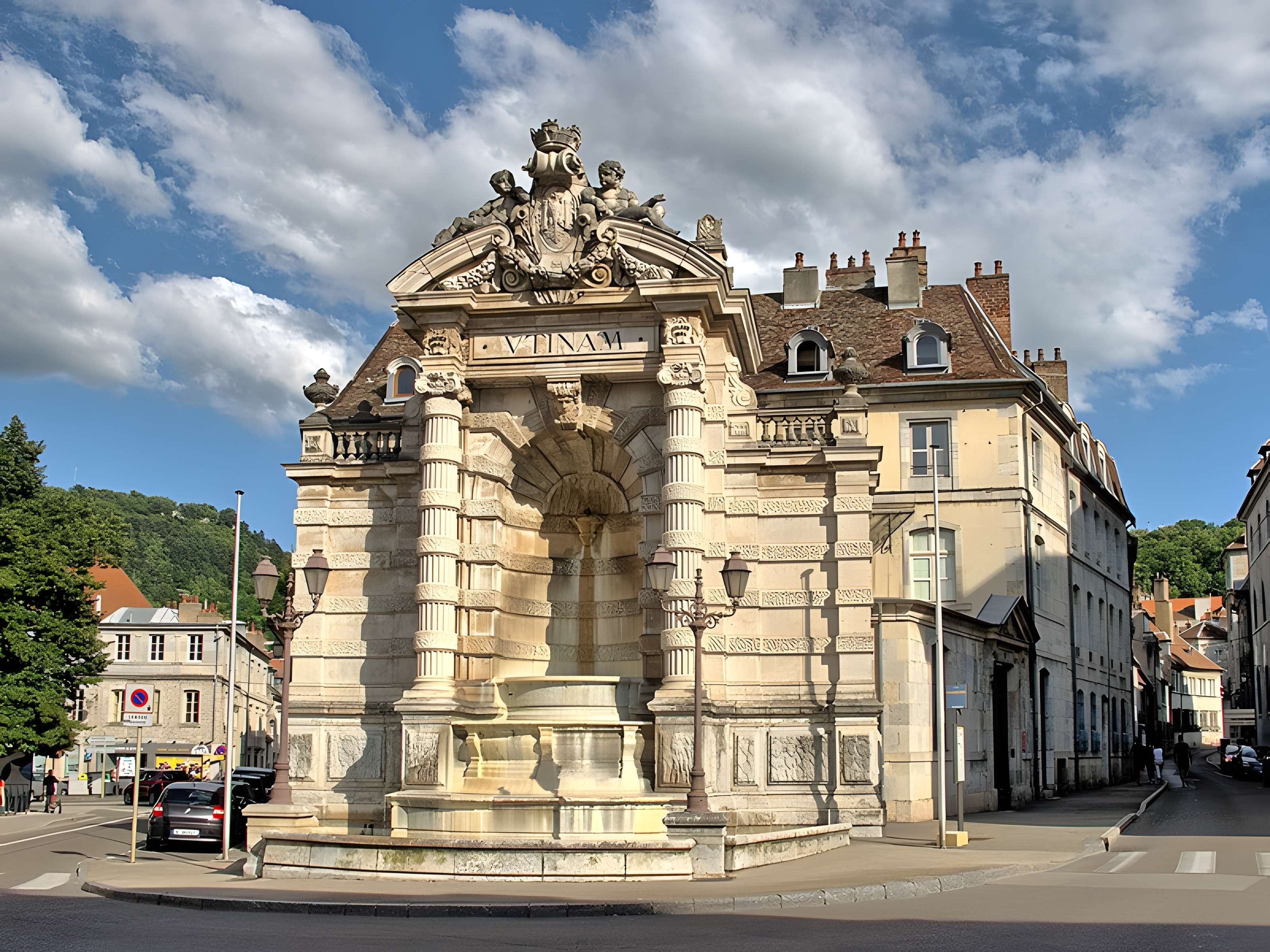Fontaine de la place Jean-Cornet à Besançon