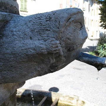 Fontaine de la rue de lAbreuvoir de Besse-sur-Issole