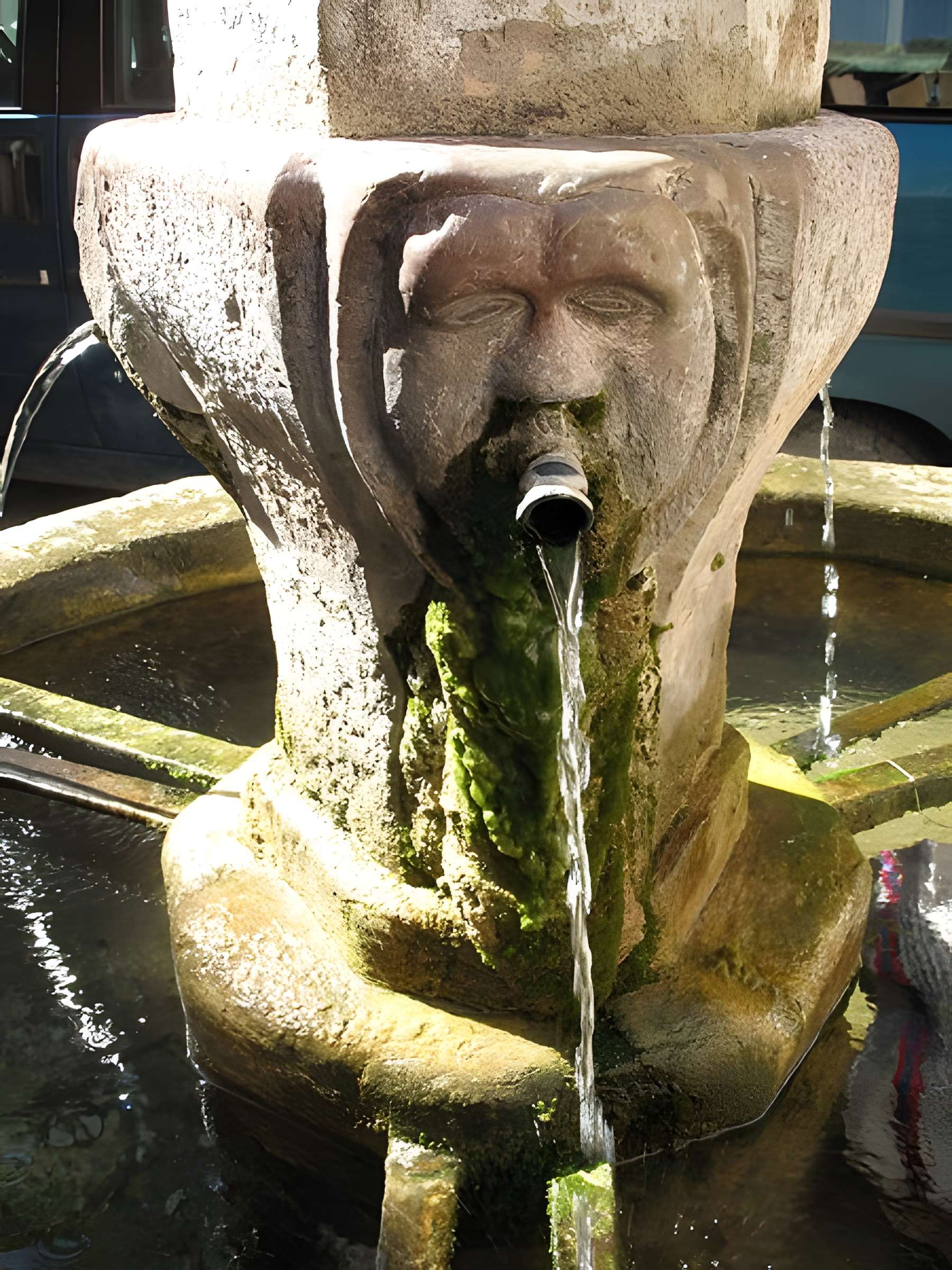 Fontaine de la rue de l'Abreuvoir de Besse-sur-Issole 
