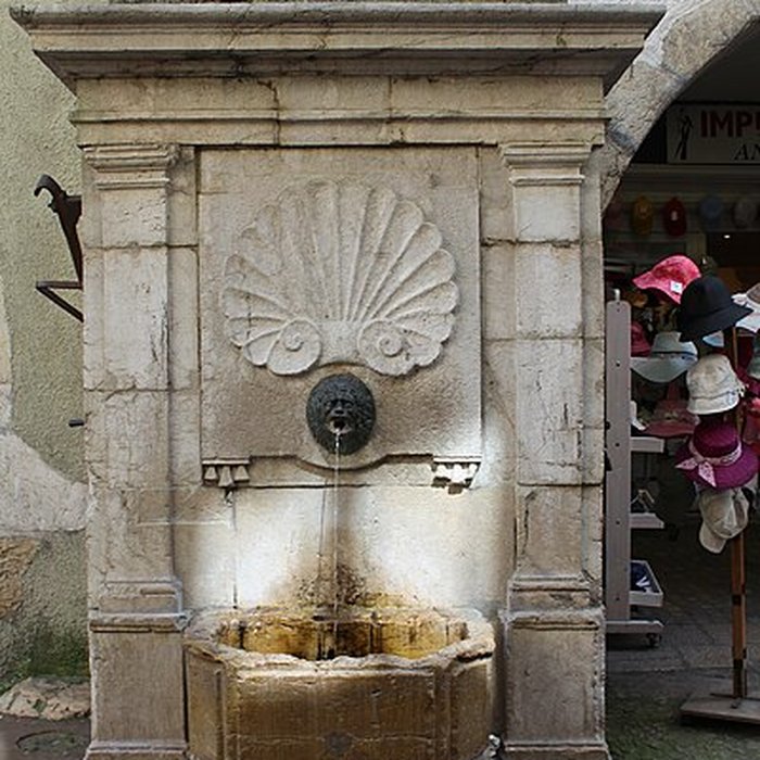 Photo de Fontaine de la rue de lÎle à Annecy