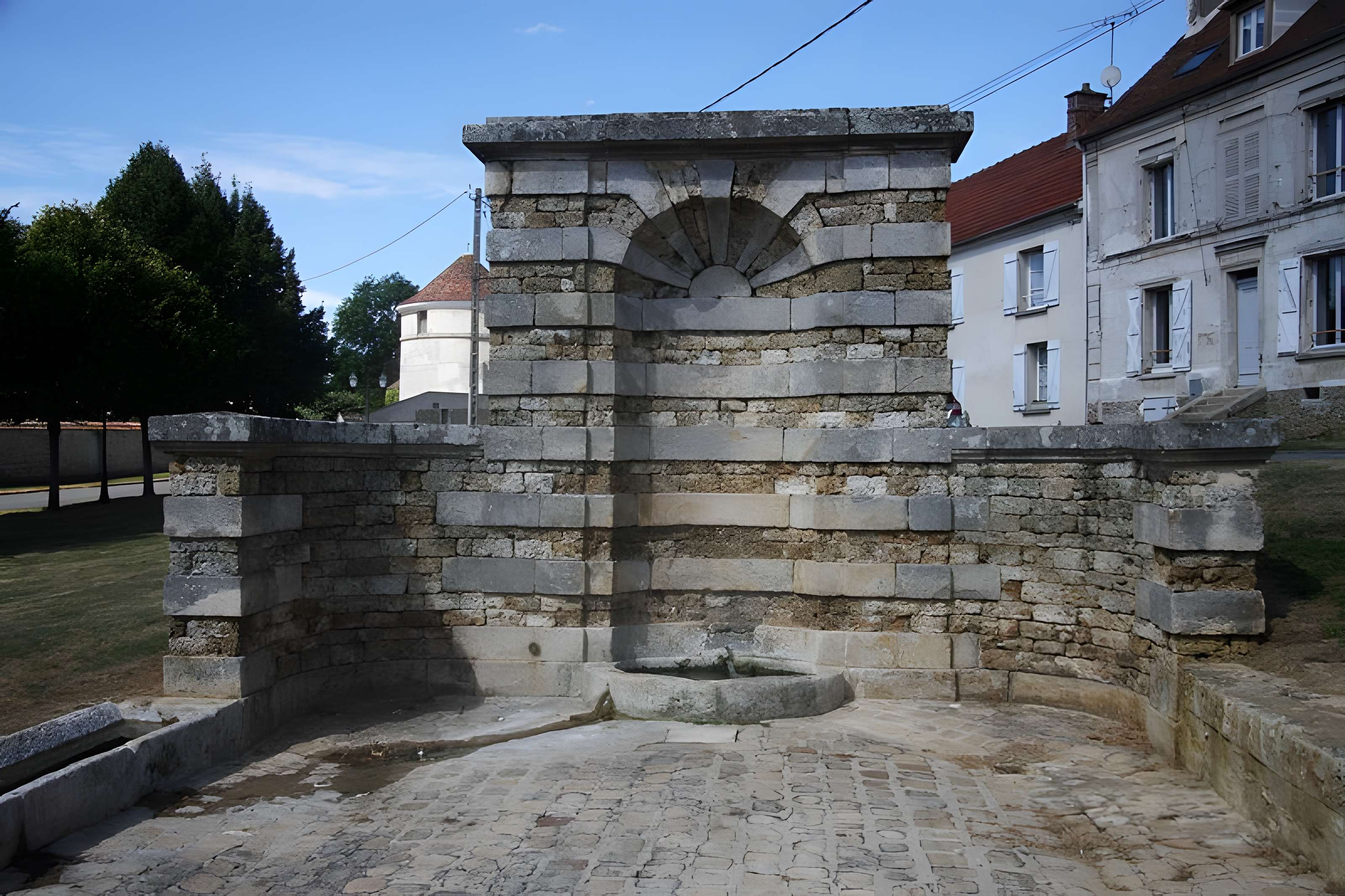 Fontaine de Mauperthuis 