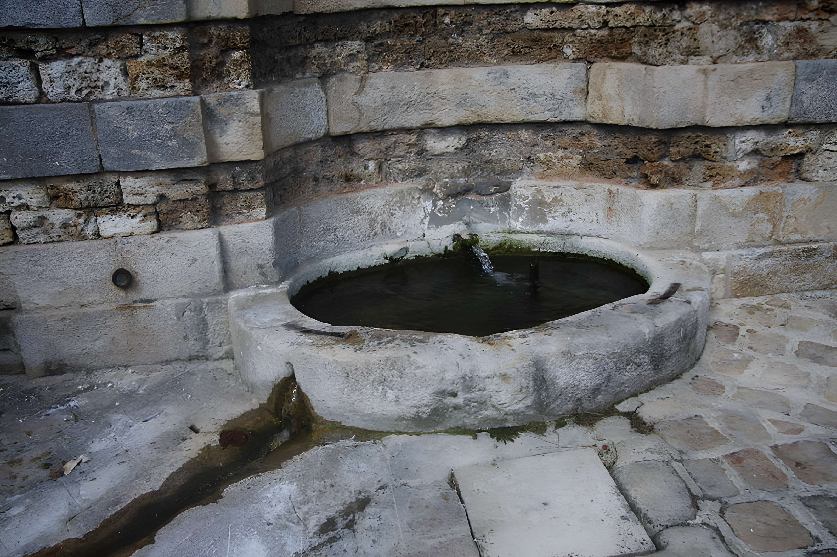 Fontaine de Mauperthuis