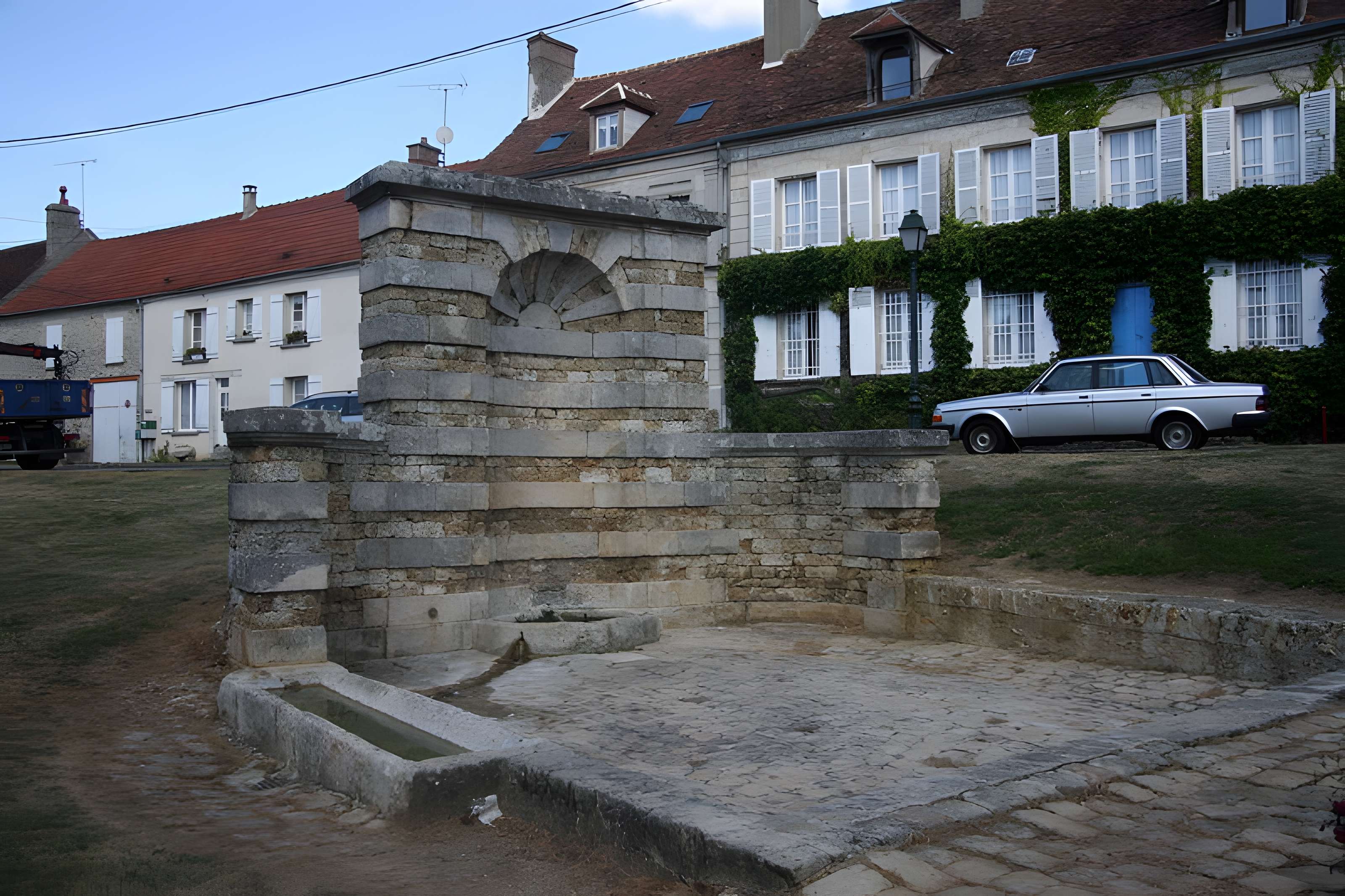 Fontaine de Mauperthuis