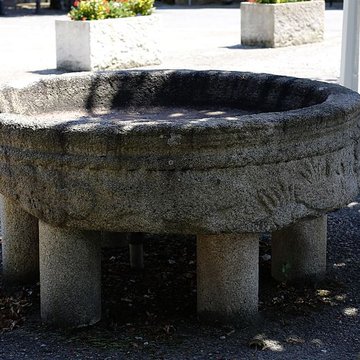 Fontaine de Naves