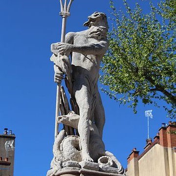 Fontaine de Neptune à Chalon-sur-Saône