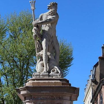 Fontaine de Neptune à Chalon-sur-Saône