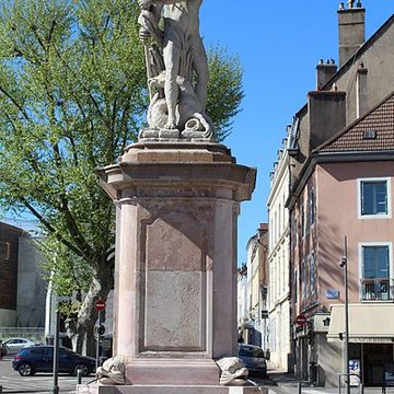 Fontaine de Neptune à Chalon-sur-Saône